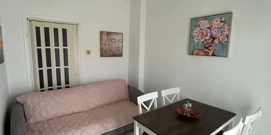 Dionisos Beach KM2 apartmani