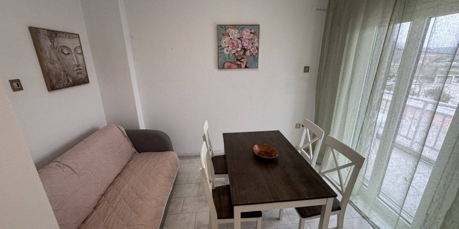 Dionisos Beach KM2 apartmani