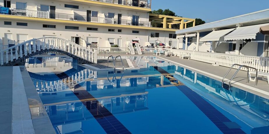 Olimpic beach, kompleks sa bazenom 4 min od mora