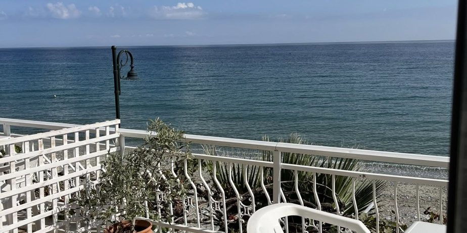Apartmani na samoj plaži Leptokarija