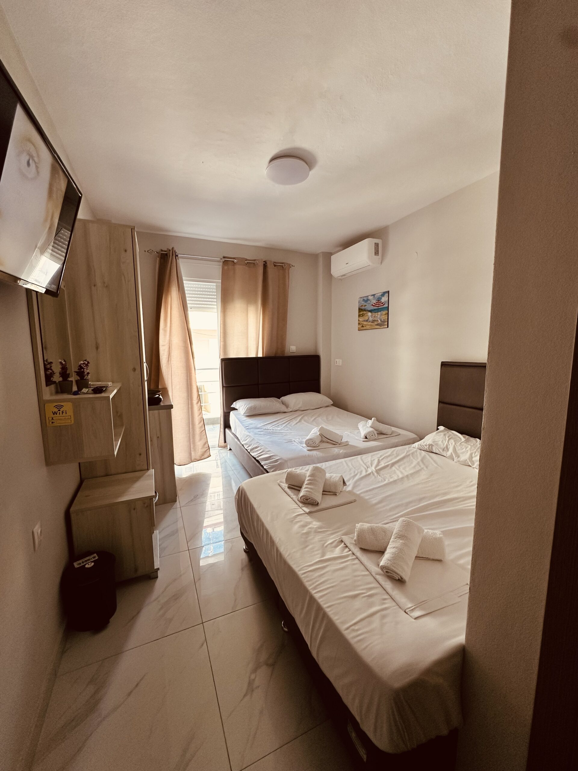 Vila Axilleas, Paralija