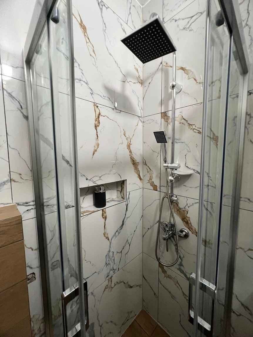 N lux Apartman u Paraliji