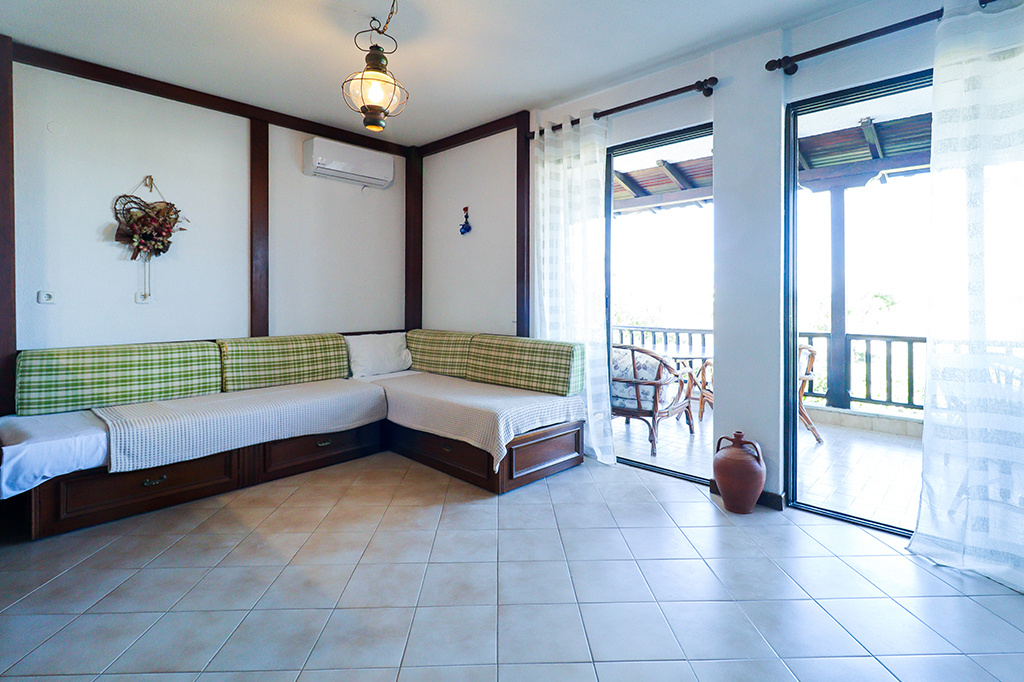 Vila Nikolas Hanioti