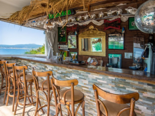 Luksuzna-vila-Nikiti