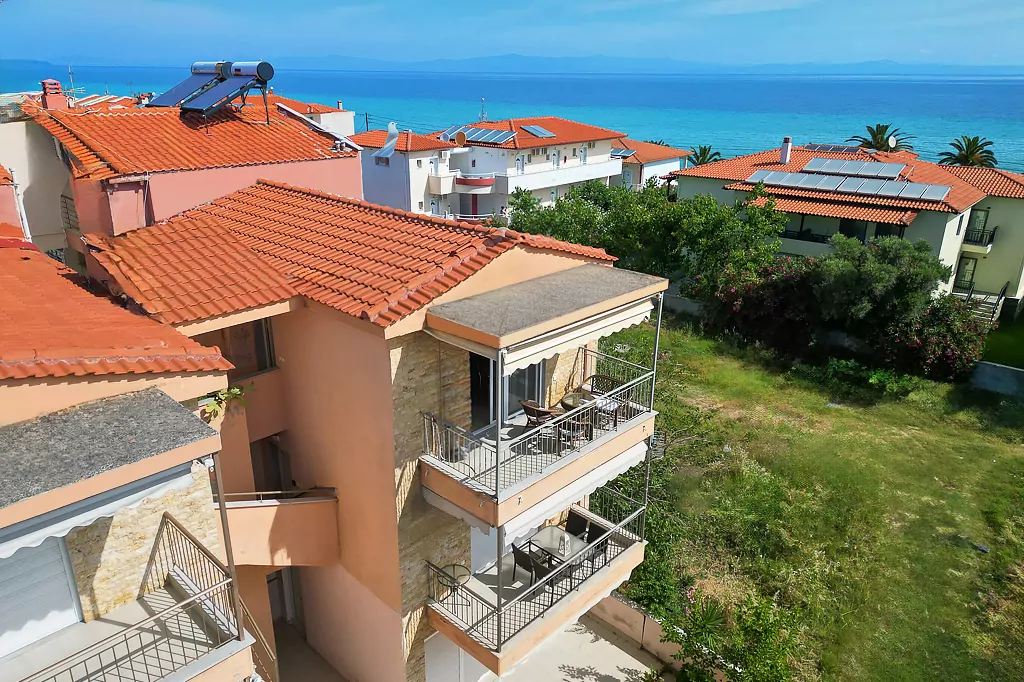 Olga House Polychrono