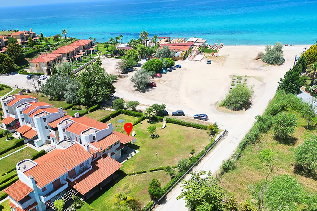 Zhenia First Line Villa Fourka