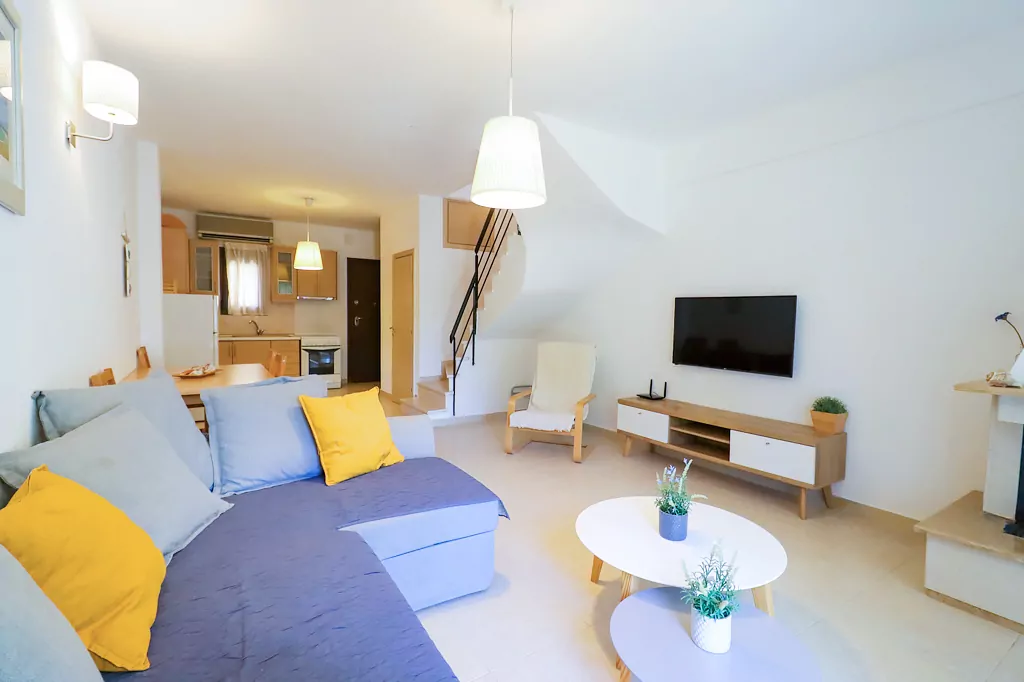 Apollonas Beachfront Apartments Nikiti