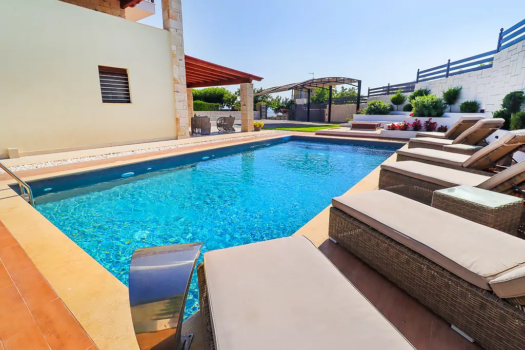 Marina Pool Villa Hanioti