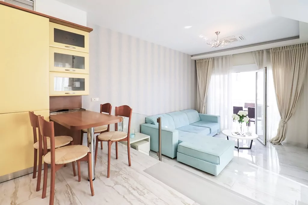 Alkioni First Line Villa Hanioti