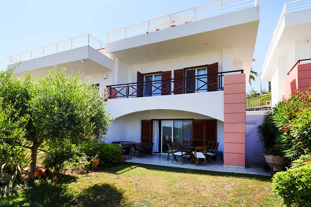 Daria Family House Fourka