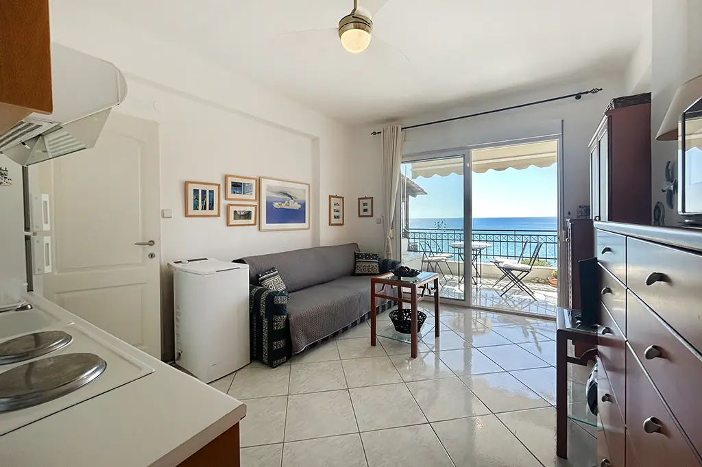 Ourania Apartment Mola Kaliva