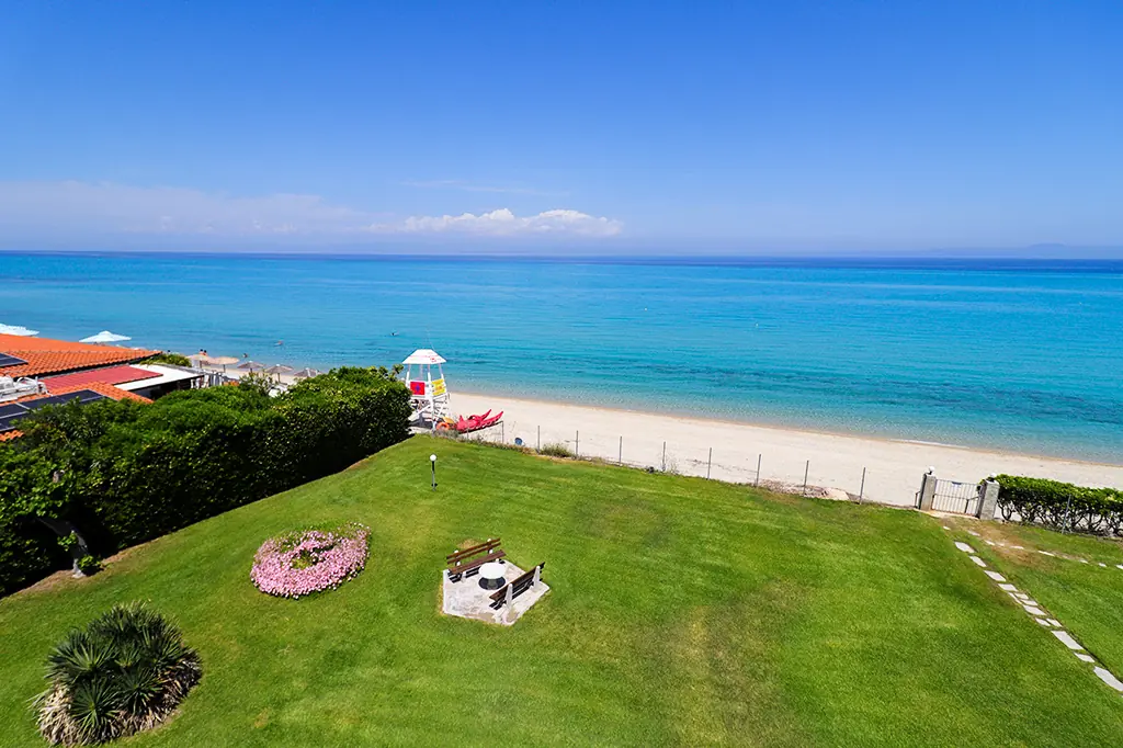 Paschalis Seafront Apartment Hanioti