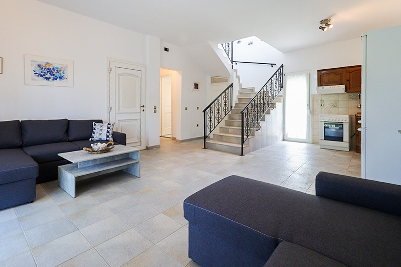 Gloria House Hanioti