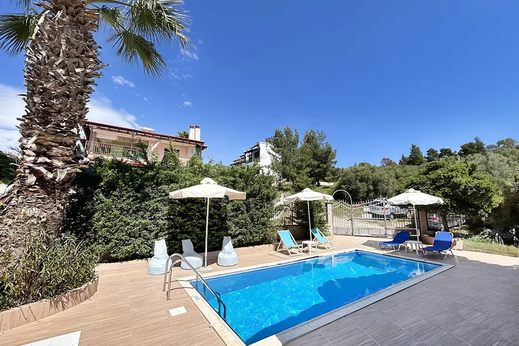 Nefeli Villa Metamorfosi