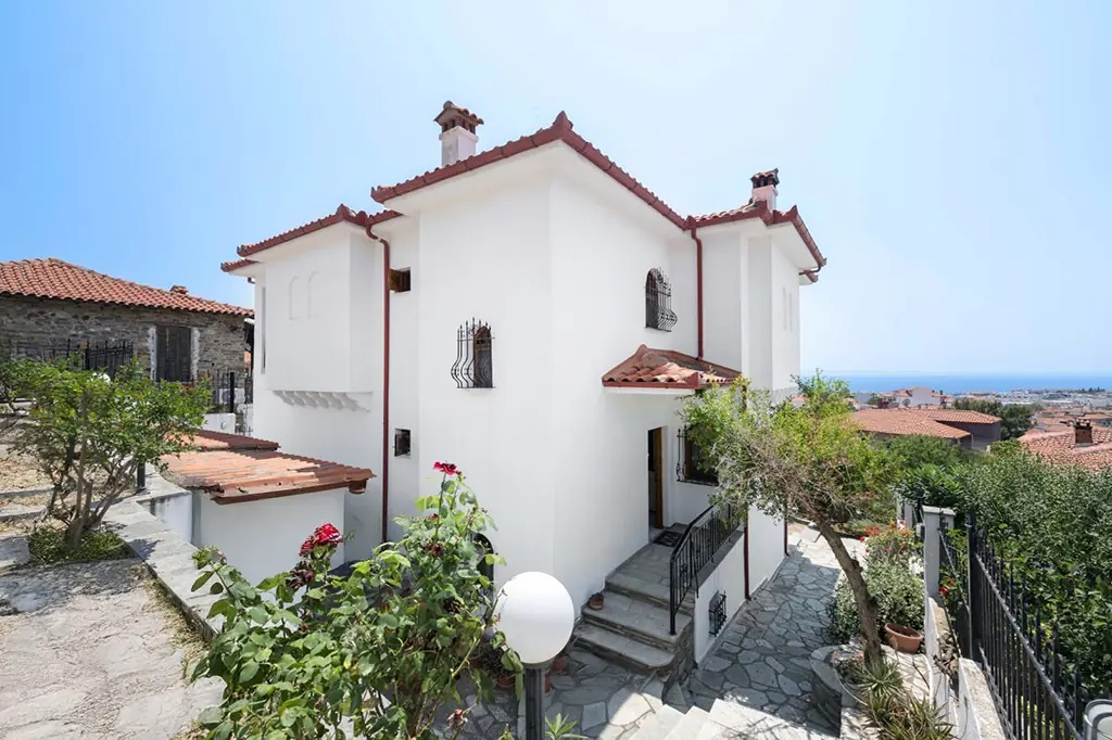 Utopian Villa Nikiti