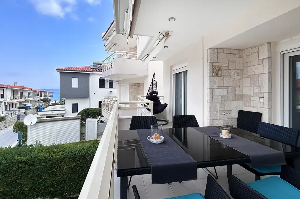 Andros Apartment Polychrono