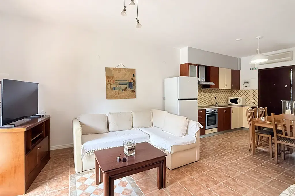 Angelika House Nikiti